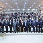 Prime Minister Muhammad Shehbaz Sharif in a group photo with the leading exporters of the country