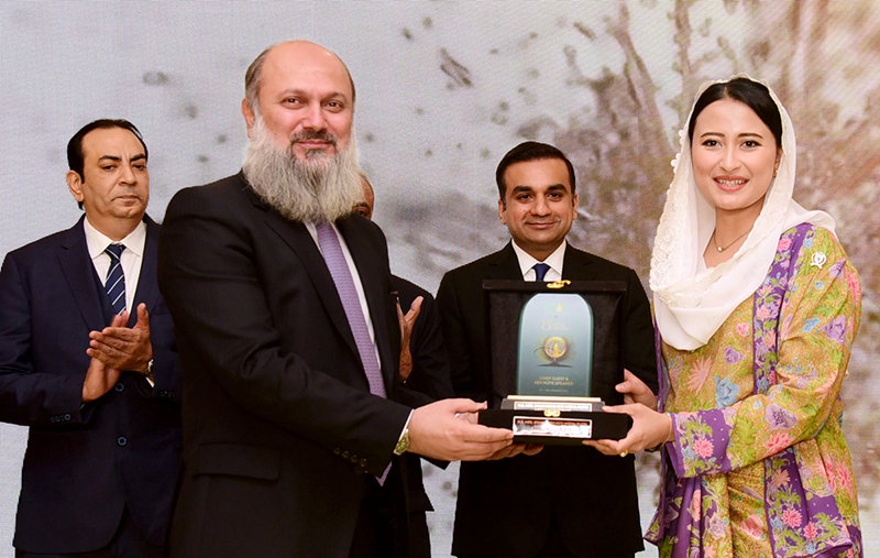 Federal Minister for Commerce Jam Kamal Khan to distribute shield in the 8th Pakistan Edible Oil Conference (PEOC-26) as the Chief Guest at a local hotel
