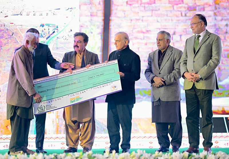 Prime Minister Muhammad Shehbaz Sharif distributes cheques among flood affectees of Balochistan